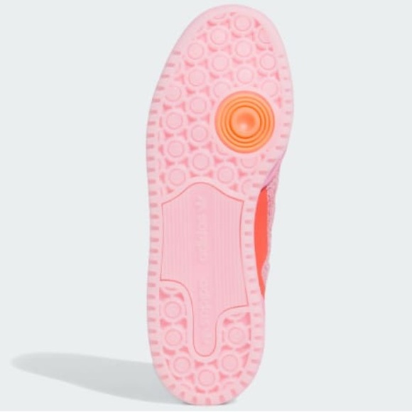 Forum Low CL The Grinch Shoes - Picture 7 of 9